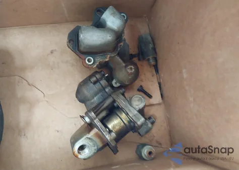 1984 Chevrolet Corvette z USA, uszkodzony, nr VIN 1G1AY0781E5139727